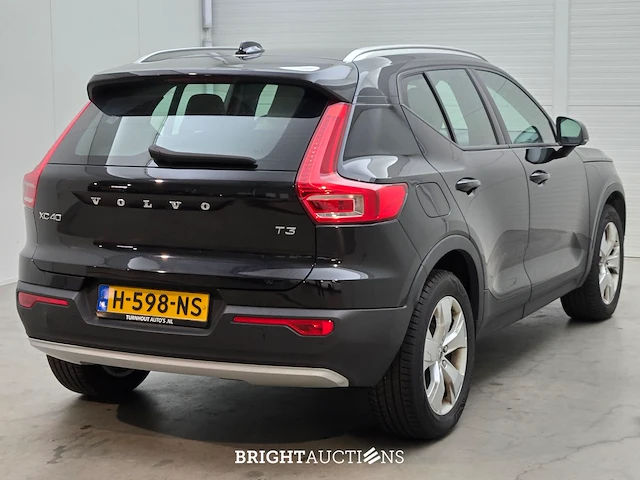 Volvo xc40 t3 momentum pro 1.5 163pk 2020 (origineel-nl), h-598-ns - afbeelding 29 van  34