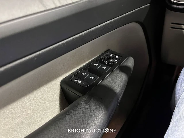 Volvo xc40 t5 recharge inscription 1.5 261pk 2021 (origineel-nl), l-035-hs - afbeelding 4 van  32