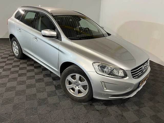 Volvo xc60 2.0 d, vs-977-f - afbeelding 2 van  18
