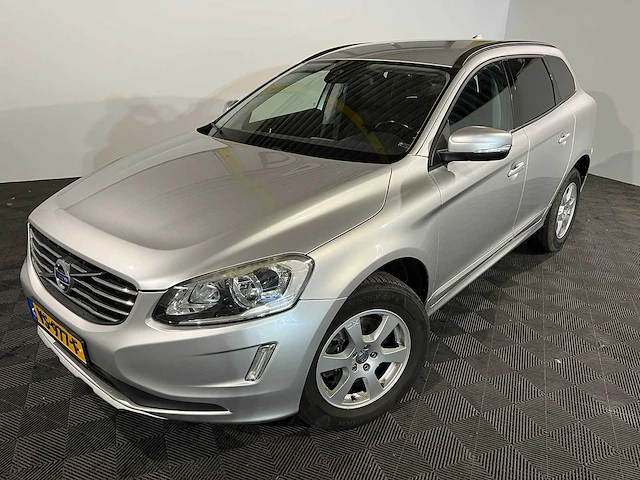 Volvo xc60 2.0 d, vs-977-f - afbeelding 15 van  18