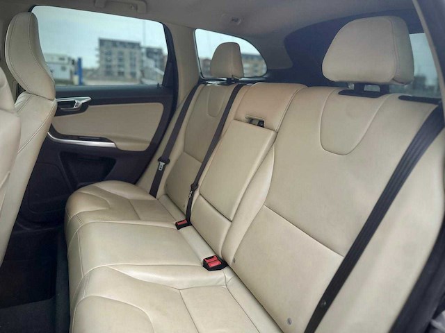 Volvo xc60 2.0 d3 fwd ocean race automaat; j-480-pr - afbeelding 2 van  17