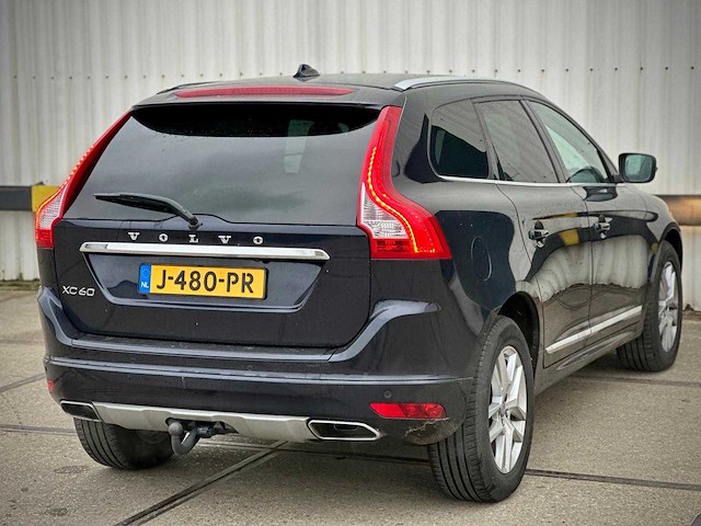 Volvo xc60 2.0 d3 fwd ocean race automaat; j-480-pr - afbeelding 10 van  17