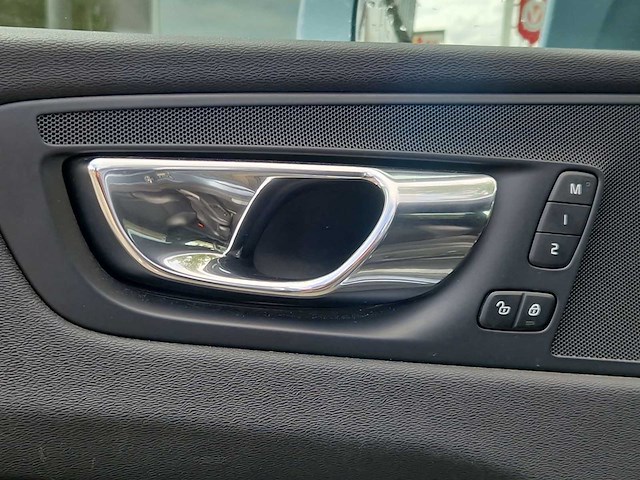Volvo xc60 2.0 d4 awd inscription 2017 | px-055-b - afbeelding 7 van  35