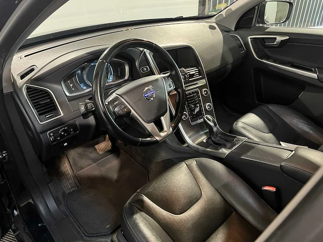 Volvo xc60 2.0 d4 fwd oc. race, hd-944-v - afbeelding 9 van  28
