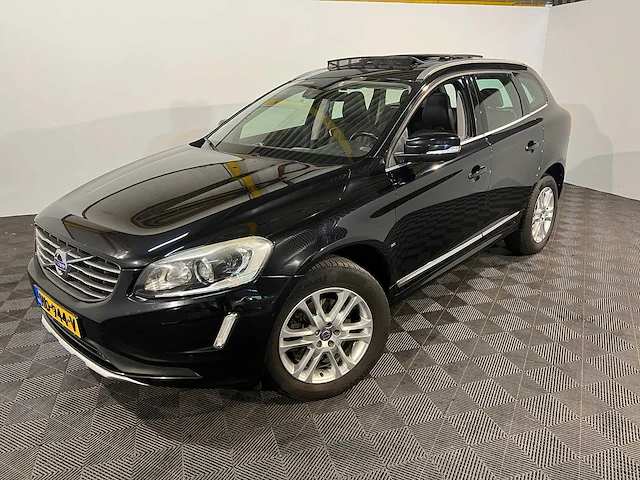 Volvo xc60 2.0 d4 fwd oc. race, hd-944-v - afbeelding 1 van  28