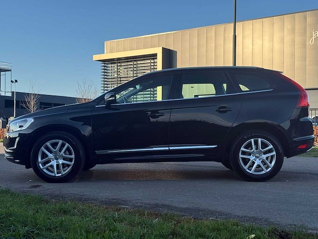 Volvo xc60 2.0 d4 fwd r-design 2017 | pg-181-p iaw - afbeelding 3 van  35