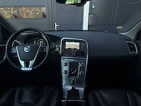 Volvo xc60 2.0 d4 fwd r-design 2017 | pg-181-p iaw - afbeelding 13 van  35