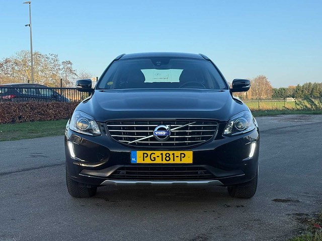Volvo xc60 2.0 d4 fwd r-design 2017 | pg-181-p iaw - afbeelding 6 van  35