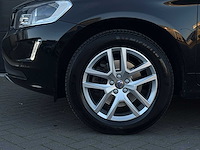 Volvo xc60 2.0 d4 fwd r-design 2017 | pg-181-p iaw - afbeelding 35 van  35