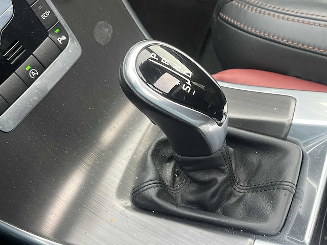 Volvo xc60 2.0 d4 fwd summum 2014 | nn-745-n - afbeelding 15 van  31