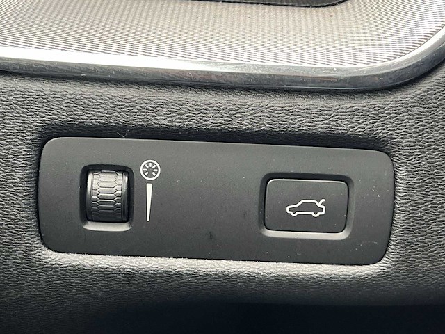 Volvo xc60 2.0 d4 inscription 2019 | xs-574-z - afbeelding 10 van  36