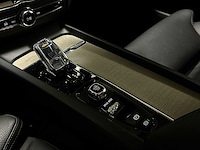 Volvo xc60 2.0 recharge t6 awd inscription 340pk 2020 (origineel-nl + 1e eigenaar), j-086-td - afbeelding 21 van  53