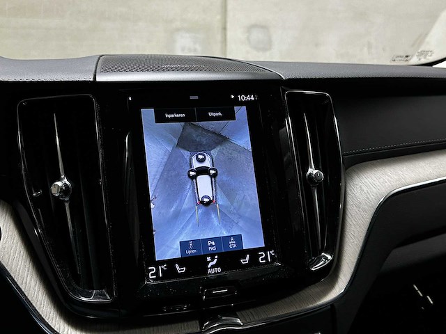 Volvo xc60 2.0 recharge t6 awd inscription 340pk 2020 (origineel-nl + 1e eigenaar), j-086-td - afbeelding 25 van  53