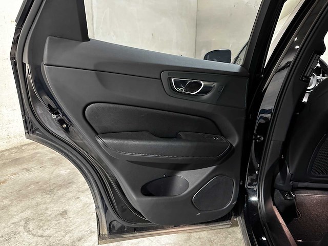 Volvo xc60 2.0 recharge t6 awd inscription 340pk 2020 (origineel-nl + 1e eigenaar), j-086-td - afbeelding 31 van  53