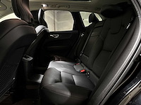 Volvo xc60 2.0 recharge t6 awd inscription 340pk 2020 (origineel-nl + 1e eigenaar), j-086-td - afbeelding 32 van  53