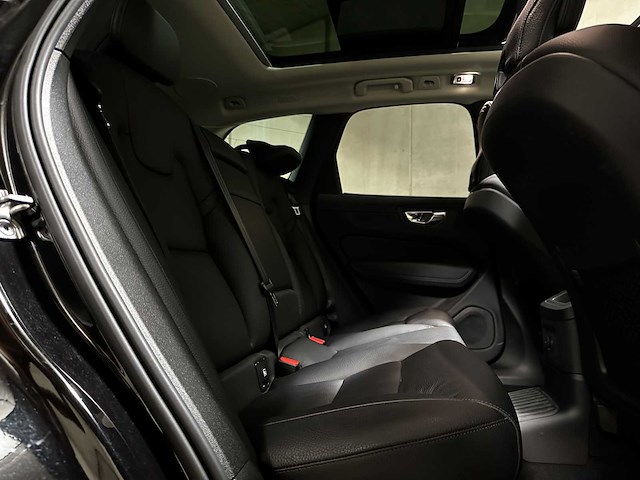 Volvo xc60 2.0 recharge t6 awd inscription 340pk 2020 (origineel-nl + 1e eigenaar), j-086-td - afbeelding 38 van  53