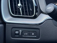 Volvo xc60 2.0 recharge t6 awd inscription | t-392-zz i - afbeelding 19 van  35