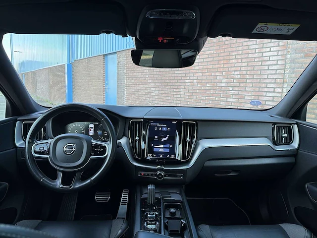 Volvo xc60 2.0 recharge t6 awd inscription | t-392-zz i - afbeelding 30 van  35
