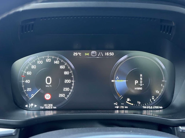 Volvo xc60 2.0 recharge t6 awd inscription | t-392-zz i - afbeelding 34 van  35