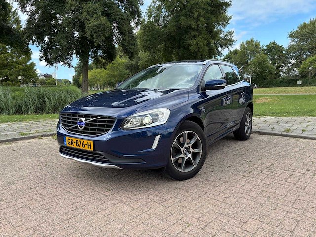 Volvo xc60 2.0 t5 fwd ocean race automaat; gr-876-h - afbeelding 1 van  19