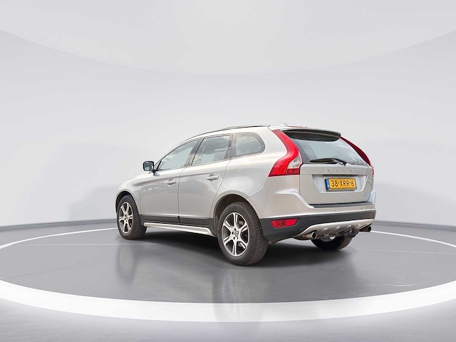 Volvo xc60 2.0 t5 kinetic | 38-xrr-6 i - afbeelding 31 van  32