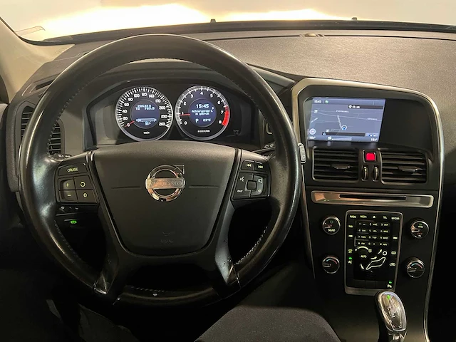 Volvo xc60 2.0 t5 kinetic, 79-xjj-4 - afbeelding 10 van  22