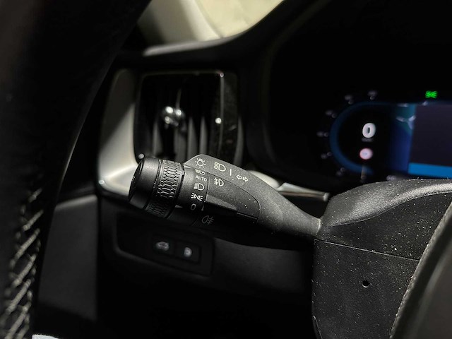 Volvo xc60 2.0 t6 plug-in hybrid awd core bright 253pk 2027 (origineel-nl+1e eigenaar), s-190-rp - afbeelding 16 van  42