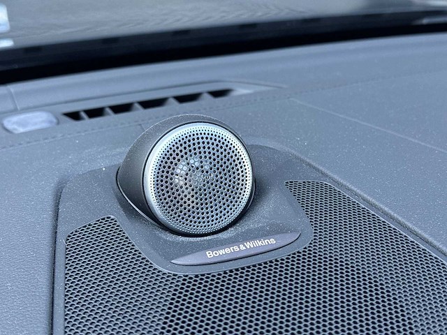 Volvo xc60 2.0 t6 plug-in hybrid awd ultimate dark | x-275-jf - afbeelding 2 van  32