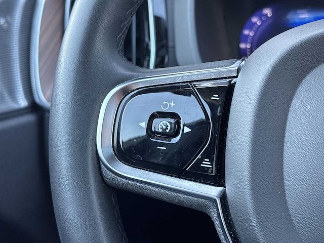 Volvo xc60 2.0 t6 plug-in hybrid awd ultimate dark | x-275-jf - afbeelding 7 van  32