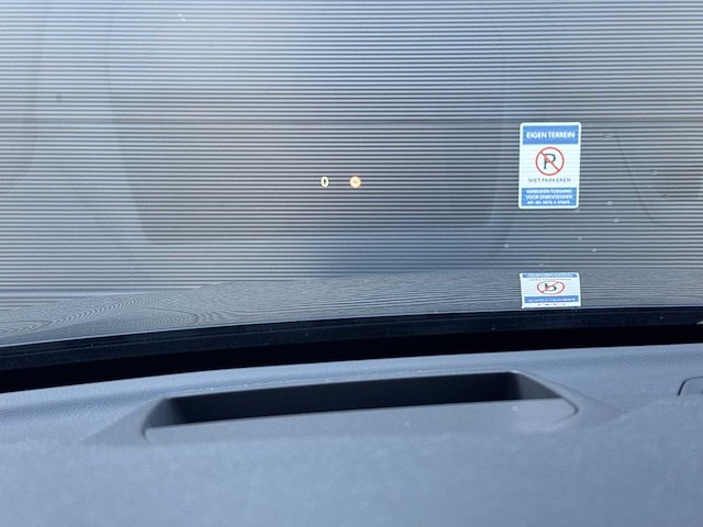 Volvo xc60 2.0 t6 plug-in hybrid awd ultimate dark | x-275-jf - afbeelding 18 van  32