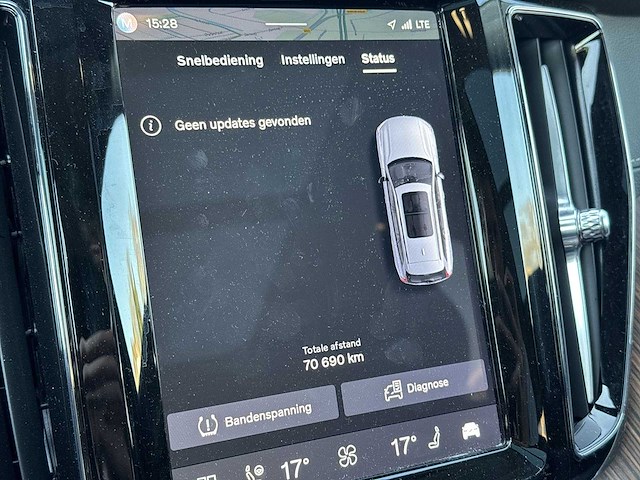 Volvo xc60 2.0 t6 plug-in hybrid awd ultimate dark | x-275-jf - afbeelding 20 van  32