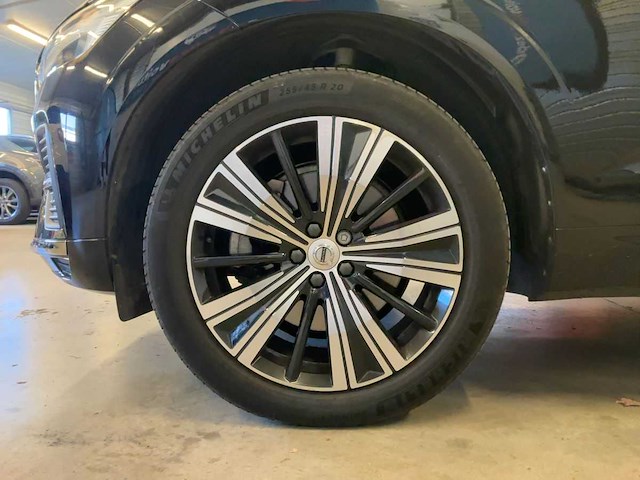 Volvo xc60 2.0 t6 plug-in hybrid inscription awd 2021 | 99-54-73 - afbeelding 19 van  32