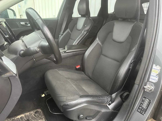 Volvo xc60 2.0 t8 te awd mom. *, n-284-sr - afbeelding 20 van  23