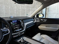 Volvo xc60 2.0 t8 twin engine awd inscription 390pk 2018, h-110-hn - afbeelding 2 van  24