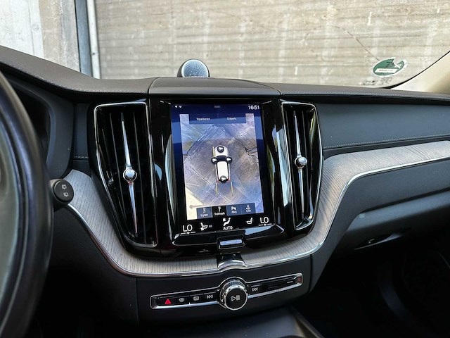 Volvo xc60 2.0 t8 twin engine awd inscription 390pk 2018, h-110-hn - afbeelding 19 van  39