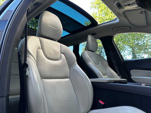 Volvo xc60 2.0 t8 twin engine awd inscription 390pk 2018, h-110-hn - afbeelding 39 van  52