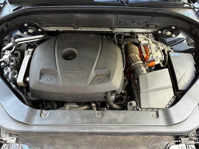 Volvo xc60 2.0 t8 twin engine awd inscription 390pk 2018, h-110-hn - afbeelding 1 van  52