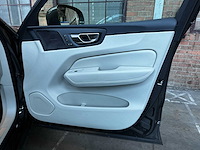 Volvo xc60 2.0 t8 twin engine awd inscription r-design 303pk 2019, r-244-tz - afbeelding 32 van  45