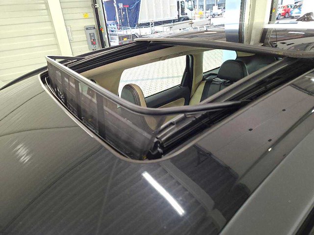 Volvo xc60 2.0t r-design; 53-pgz-1 - afbeelding 3 van  13