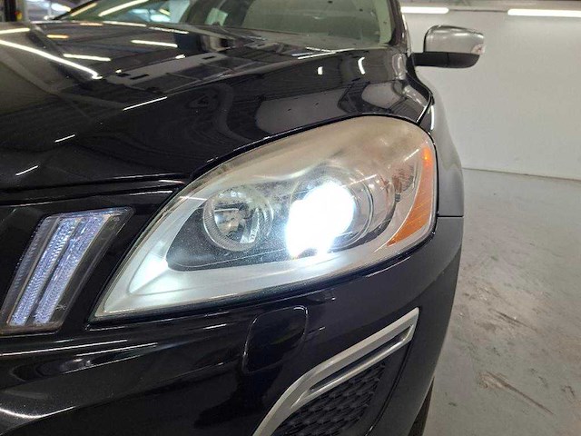 Volvo xc60 2.0t r-design; 53-pgz-1 - afbeelding 17 van  19