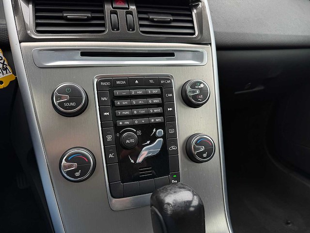 Volvo xc60 2.0t summum, 21-pzs-9 - afbeelding 11 van  29