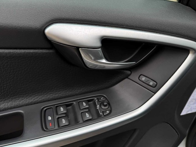 Volvo xc60 2.0t summum, 21-pzs-9 - afbeelding 7 van  12