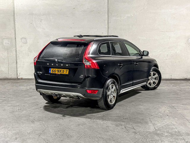 Volvo xc60 2.4 d5 awd r-design 205pk 2010, 66-nkx-7 - afbeelding 2 van  51