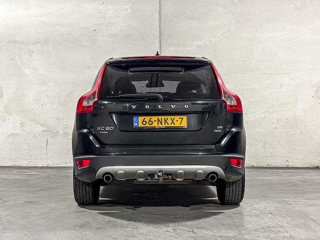 Volvo xc60 2.4 d5 awd r-design 205pk 2010, 66-nkx-7 - afbeelding 3 van  51