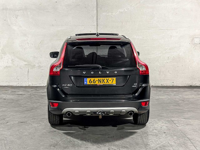 Volvo xc60 2.4 d5 awd r-design 205pk 2010, 66-nkx-7 - afbeelding 4 van  51
