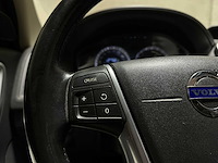 Volvo xc60 2.4 d5 awd r-design 205pk 2010, 66-nkx-7 - afbeelding 14 van  51