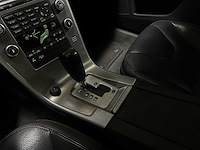 Volvo xc60 2.4 d5 awd r-design 205pk 2010, 66-nkx-7 - afbeelding 19 van  51