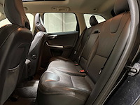 Volvo xc60 2.4 d5 awd r-design 205pk 2010, 66-nkx-7 - afbeelding 27 van  51