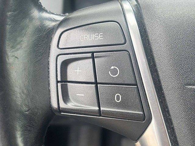 Volvo xc60 2.4 d5 awd summum 2011 | 55-rrh-4 - afbeelding 13 van  36