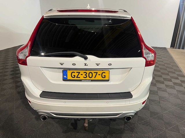 Volvo xc60 2.4 d5 awd summum, gz-307-g - afbeelding 17 van  23